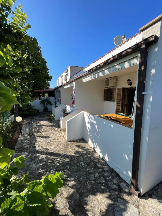 Appartamenti Le Porte Del Gargano Vieste Bagian luar foto