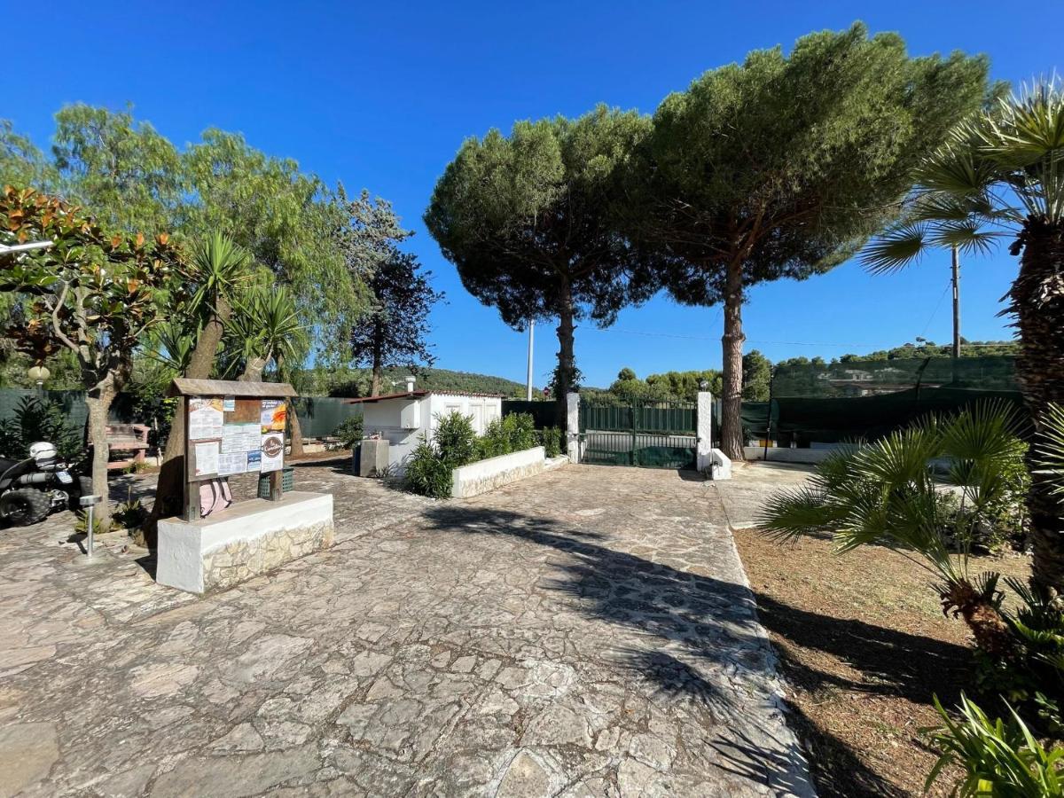 Appartamenti Le Porte Del Gargano Vieste Bagian luar foto