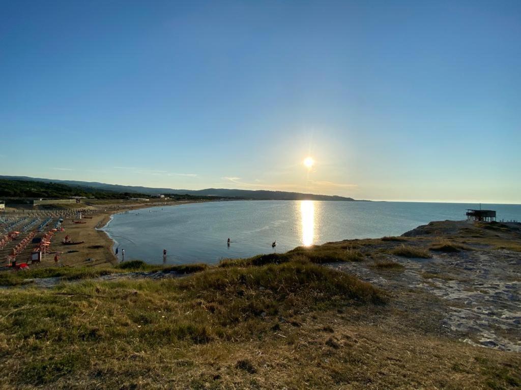 Appartamenti Le Porte Del Gargano Vieste Bagian luar foto